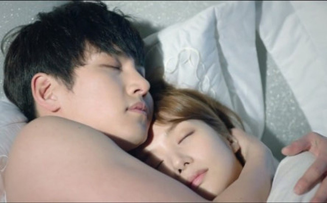 Con sốt co giật chồng vẫn ôm gái, về còn lè nhè em khinh cho lão nói nhảm cả đời luôn