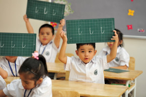 Gợi ý từ A-Z các việc cha mẹ cần chuẩn bị cho con vào lớp 1