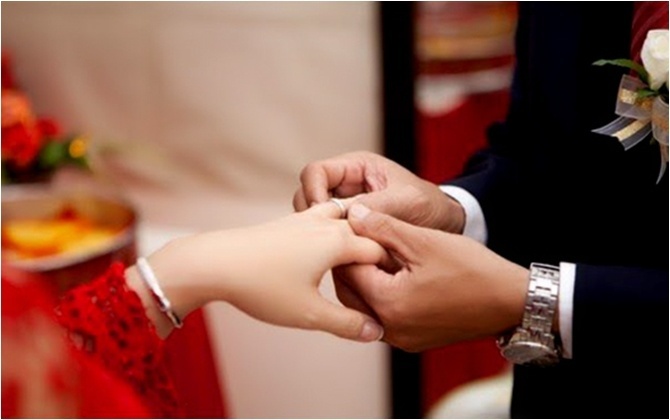 4 KIÊNG KỴ khi đeo nhẫn cưới, CÔ DÂU – CHÚ RỂ không được phạm phải để tránh hôn nhân trắc trở