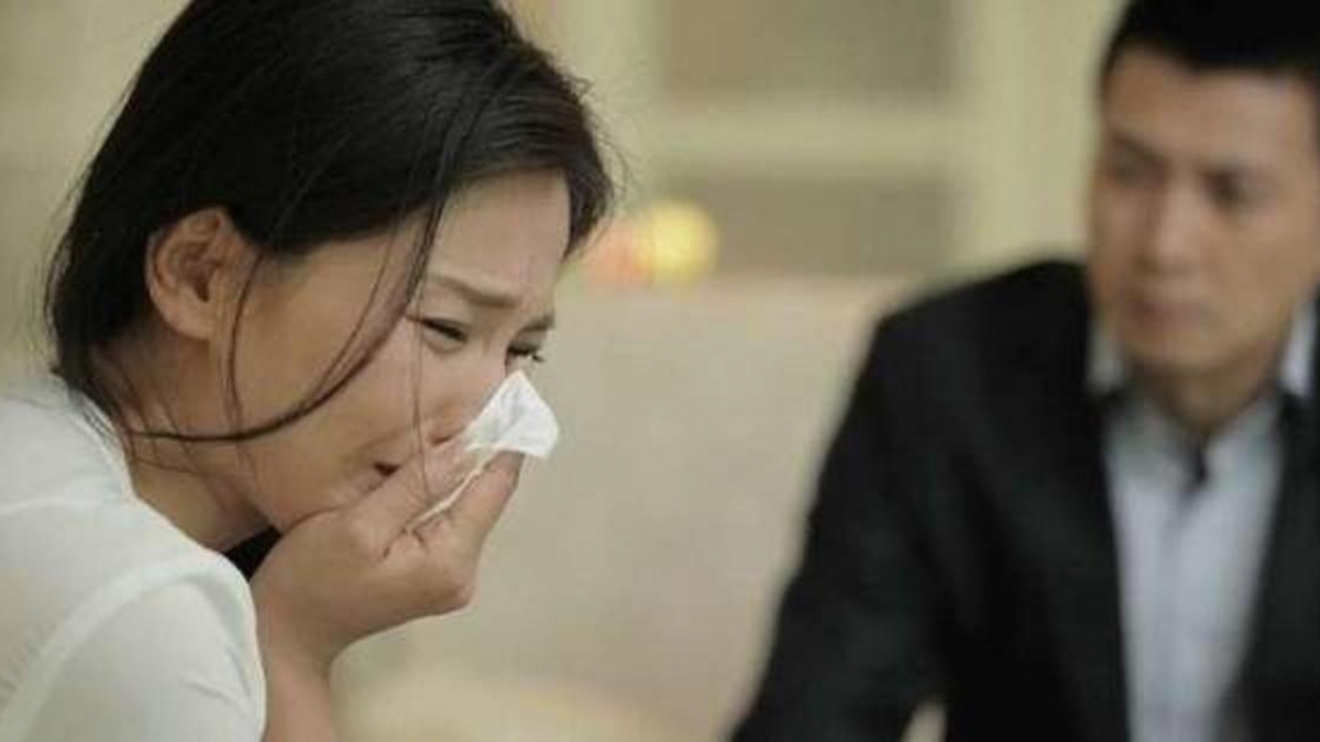 10 năm yêu nhau, 6 năm là vợ chồng, cùng vượt qua gian khổ nhưng vẫn ly hôn chỉ vì một bức hình