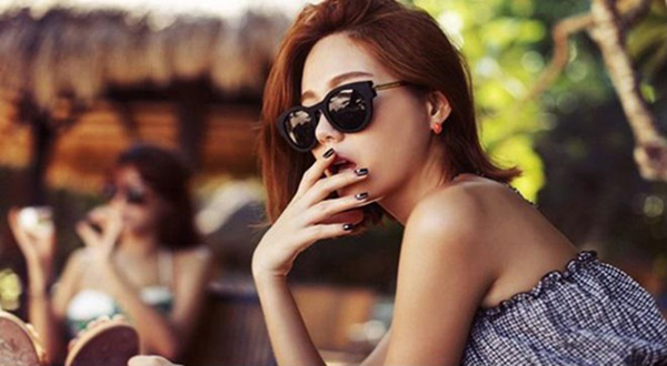 Không kết hôn cũng được, kiếm tiền báo hiếu bố mẹ rồi đi du lịch là cũng hạnh phúc rồi