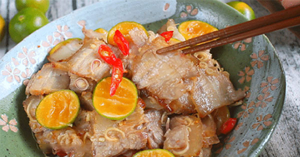 Thịt ba chỉ lắc quất – món ăn đang “gây sốt” khắp nơi, thử 1 lần bạn sẽ hiểu ngay tại sao!