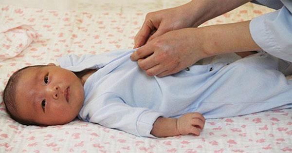 4 ấm 1 lạnh: Quy tắc giữ ấm giúp trẻ khỏe mạnh suốt mùa lạnh, các mẹ đã biết chưa?