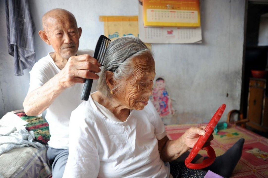 Vợ chồng muốn sống với nhau hạnh phúc không chỉ ở tình yêu mà còn là sự thấu hiểu