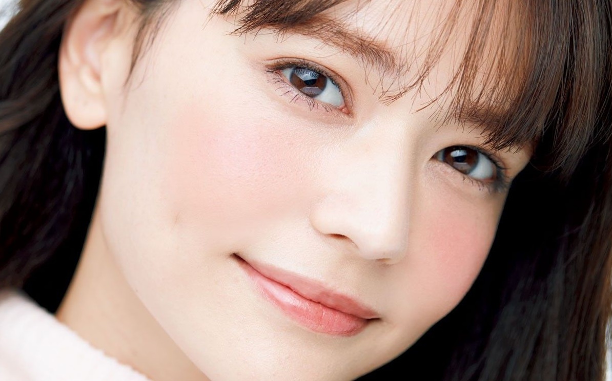 Hội các chị da đen nên biết viên uống Cà chua trắng UỐNG LÀ TRẮNG sinh ra là dành cho bạn