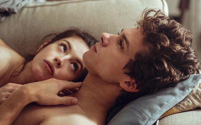 Giữ bí mật với chồng về khoản tiền lớn và cái kết hạnh phúc tuyệt vời