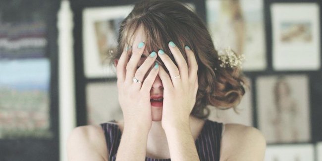 Đàn bà độc thân thì lý trí nhưng khi yêu lại thường mù quáng, yếu lòng