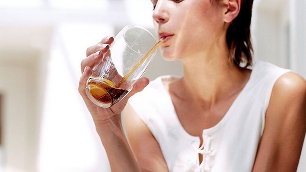 Mẹ Bầu Không Nên Uống Nước Ngọt Có Ga! Đây Là Nguyên Nhân