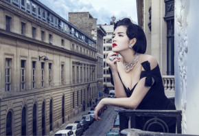 Phụ nữ phải tự kiếm tiền để dám mua thứ mình thích, dám bỏ kẻ làm khổ mình