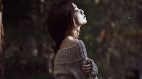 Đàn bà khổ vì lầm tưởng: ‘Cho đi là sẽ nhận lại’