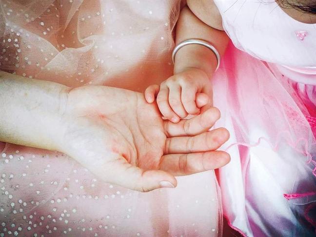 Mẹ đơn thân: Tết đến gia đình người ta sum họp, chỉ thương con mình không có ba bên cạnh