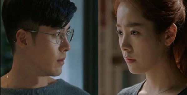 Vừa cưới đã muốn bỏ vợ, 1 viên ngói và 1 cục bông đã khiến anh chồŋg hối hận sâu sắc