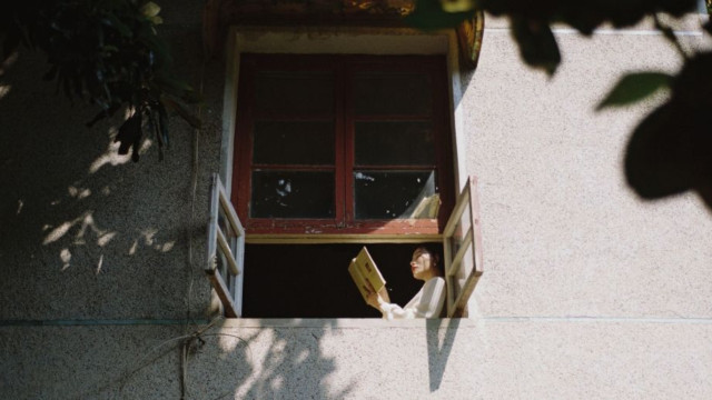 Đôi khi lỡ hẹn một giờ, lần sau muốn gặp phải chờ trăm năm