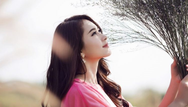 Phụ nữ chịu tổn thương đến cùng cực: Hãy im lặng gói ghém những thứ thuộc về mình rồi rời đi đúng lúc!