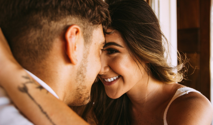 Phụ nữ khi yêu: Nên lắng nghe lý trí hay thuận theo con tim?