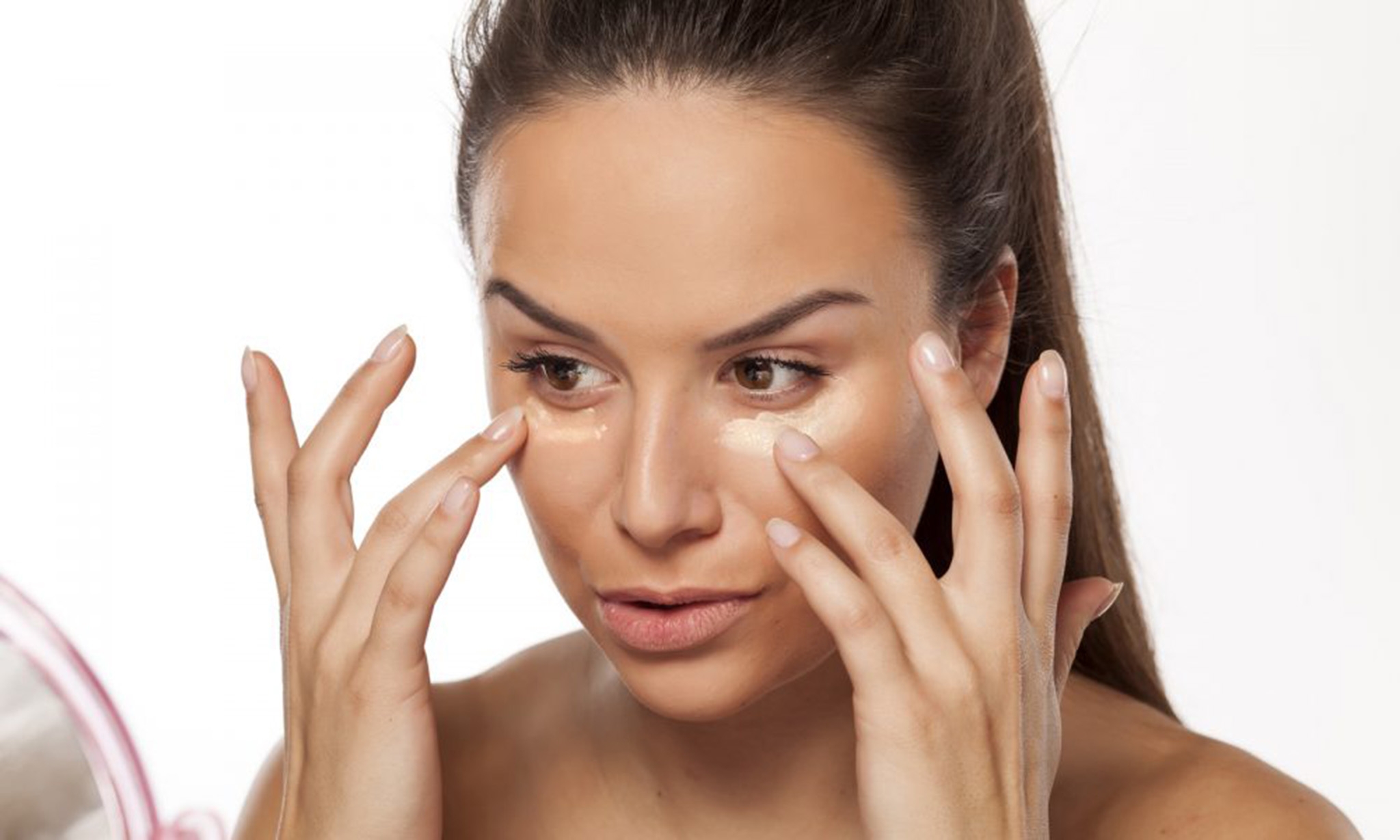 Bí Kíp Trang Điểm Không Tì Vết Cho Làn Da Mụn, Quầng Thâm Mắt