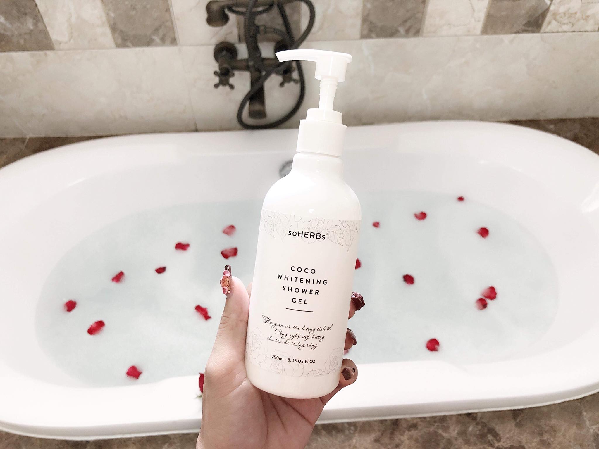 Bạn có biết, sữa tắm trắng bao gồm những thành phần này?