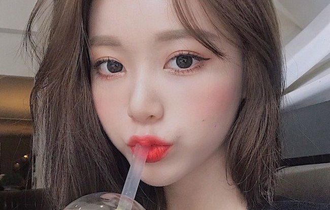 Chọn son, đánh son như thế nào để "nâng cấp" nhan sắc lên vài phần?