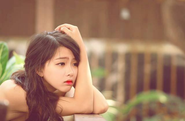 Trong tình yêu, phụ nữ sợ nhất khi đàn ông hết tình cảm nhưng miệng vẫn nói lời yêu