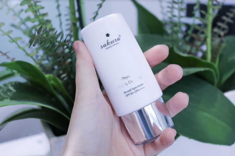 Điểm danh top 5 loại kem chống nắng siêu đỉnh dành cho ngày hè đỏ lửa