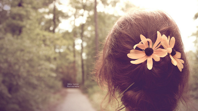 Chỉ cần sống tốt, chăm chút dung nhan thì tình yêu tự khắc sẽ đến, cần chi bon chen