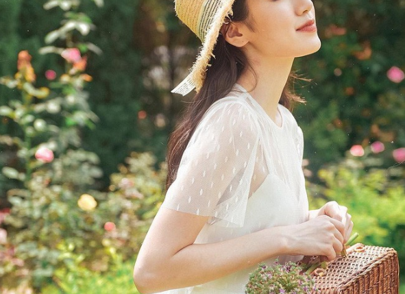 Đừng mua chiếc túi trị giá 300 đô mà trong đó không có gì cả...