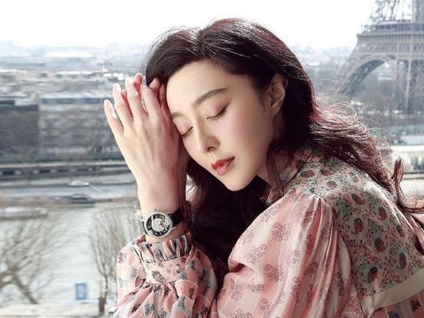 Mặc kệ thiên hạ, chỉ cần sống cho gia đình của mình là đủ