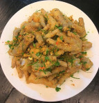 Công thức chân gà trộn thính hấp dẫn cho ông xã lai rai tuyệt ngon