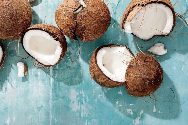 5 công thức làm mặt nạ nước Dừa giúp da mịn màng