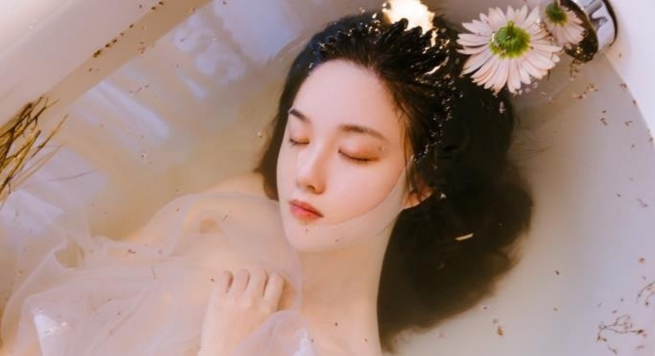 Đàn bà đừng dại làm kẻ chen ngang bởi đàn ông tốt không phải là người “chân đạp hai thuyền”