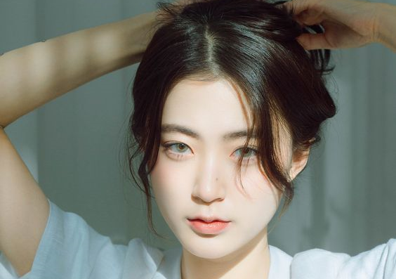 Bạn có biết vì sao cần bôi kem chống nắng trước 15 phút khi đa ra ngoài