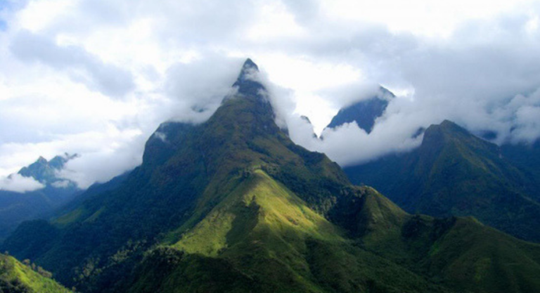 ‘Gió lớn không lay chuyển được núi’: Hãy học cách làm chủ bản thân