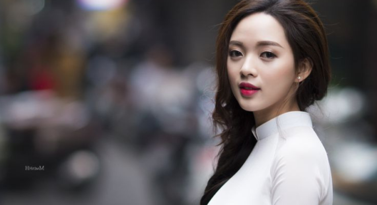 Phụ nữ đừng xây hạnh phúc trên sự hy sinh