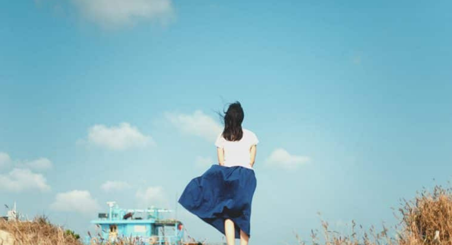 Thanh xuân ngắn lắm, đàn bà ngoan quá rồi sẽ nhận được gì?