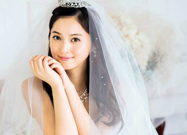 Mỹ nhân đẹp nhất Nhật Bản cưới chồng "Quái Vật" và cái kết sau 2 năm