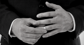 Đàn ông ngoại tình: Có bao giờ nói hôn nhân của mình hạnh phúc đâu