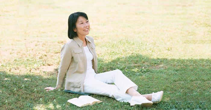 Phụ nữ dù lớn tuổi xin hãy cứ xinh đẹp