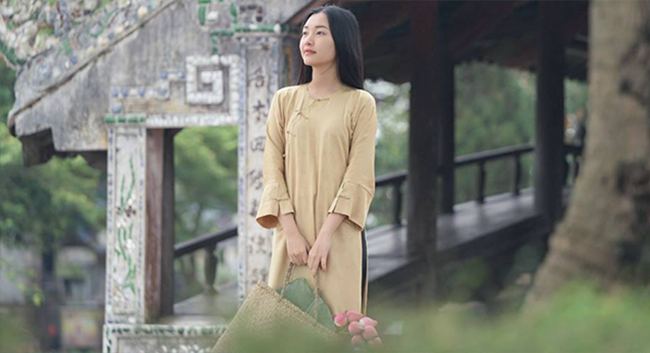 Mỗi người chỉ là khách qua đường nơi thế gian, hết thảy đều cứ để tuỳ duyên