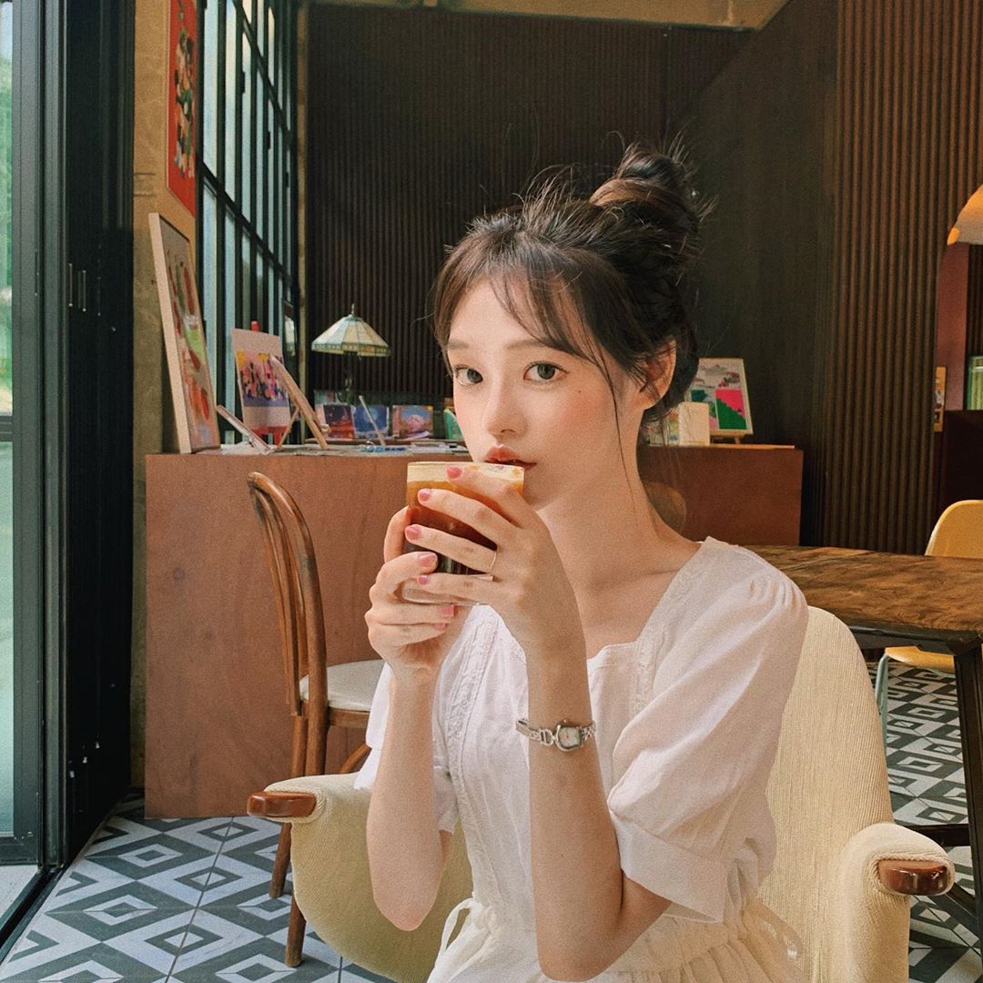 4 kiểu tóc buộc vội cũng đủ làm bạn chanh sả bất ngờ