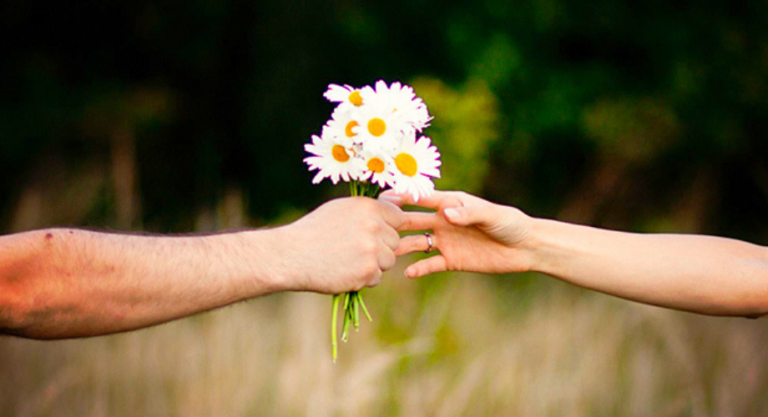 Cứ cho đi, cuộc đời sẽ trả lại cho bạn nhiều hơn thế