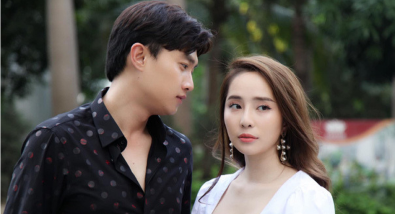 Kẻ thứ ba chắc chắn không thể xuất hiện, nếu như như một trong hai người không cho phép