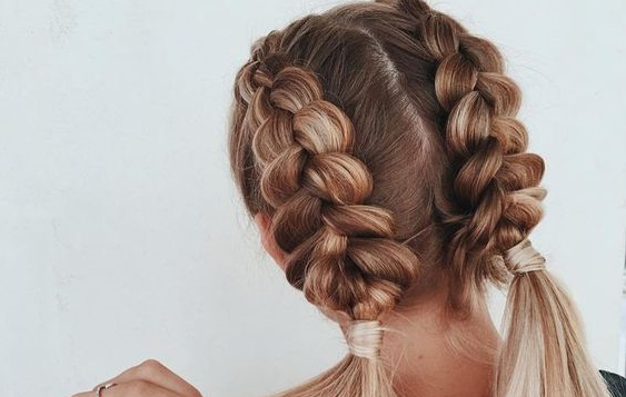 5 kiểu tóc tết xinh xắn không bao giờ lỗi thời