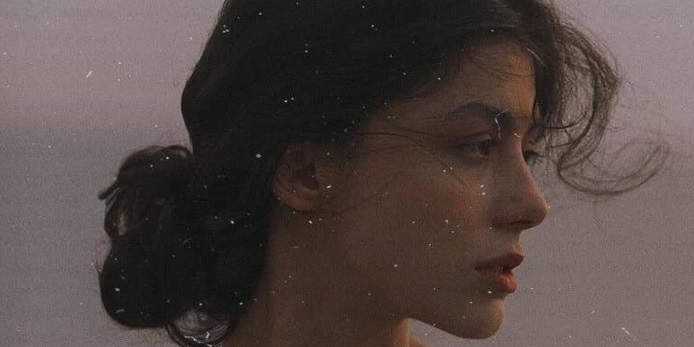 Phụ nữ sâu sắc khiến đàn ông sợ hãi và không dám đến cạnh bên