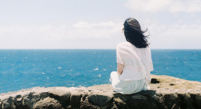 Cuộc sống mà, yêu nhau thì đừng hứa câu mãi mãi, trên đời chẳng có gì chắc chắn đâu