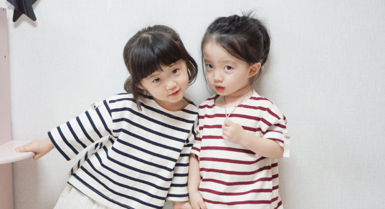 Nhà có nhiều con gái, phúc đức dày, mẹ sống lâu, bố thành đạt