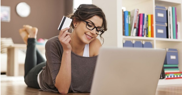 Đàn bà hãy sống bằng tiền do chính mình làm ra