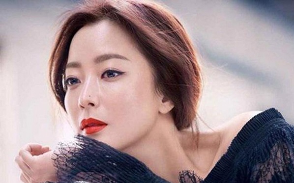 Đàn bà 40 và 4 bài học xương máu giúp chị em một đời an yên