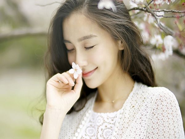 Cuộc sống sẽ không vì bạn là phụ nữ mà dễ dàng, vui cười niềm nở