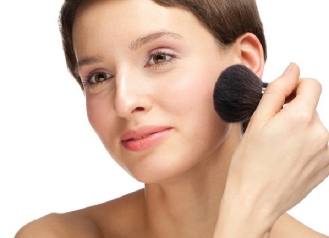 8 mẹo trang nhanh điểm nàng vụng về nên bỏ túi