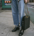 Mix quần jean với 4 mẫu giày sau, phong cách của bạn sẽ thăng hạng vượt bậc